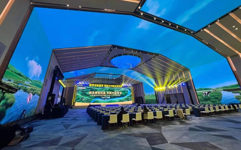 活動(dòng)主持人怎樣帶動(dòng)一場(chǎng)活動(dòng)的氣氛？